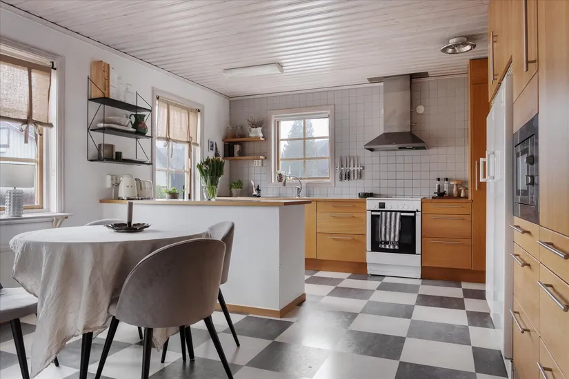 Villa, Skillinggränd 11, Helenedal, Uddevalla