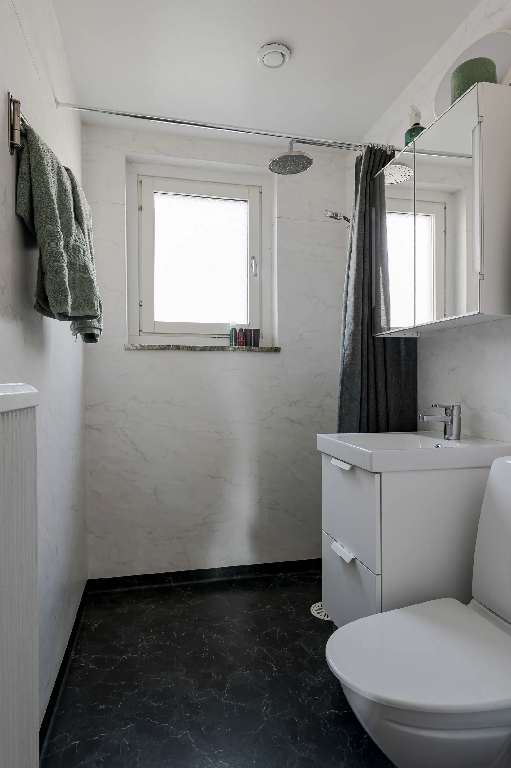 Bostadsrätt, Norra Herrgårdsgatan 86B, Mossen, Motala