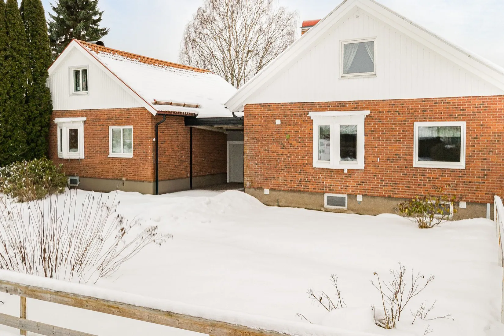 Villa, Radhus, Bågsträngsgatan 17, Åselby, Borlänge
