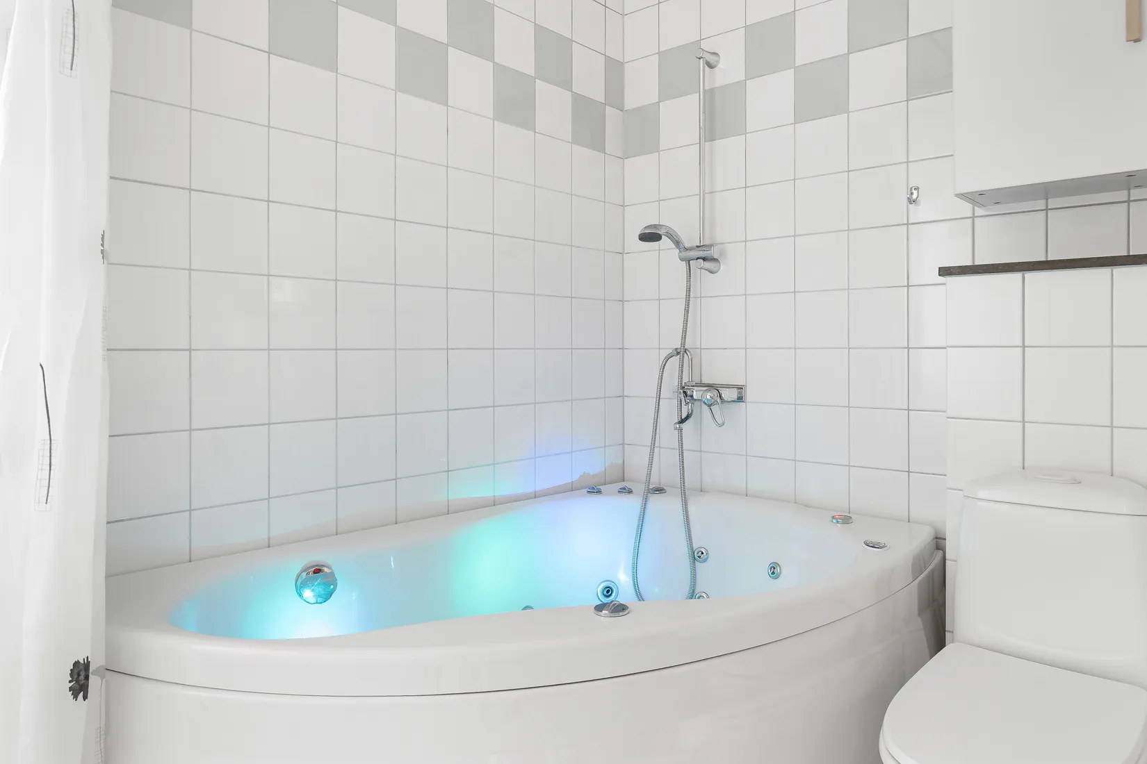 Bostadsrätt, Slottsvägen 12, Solna / Haga Norra, Solna