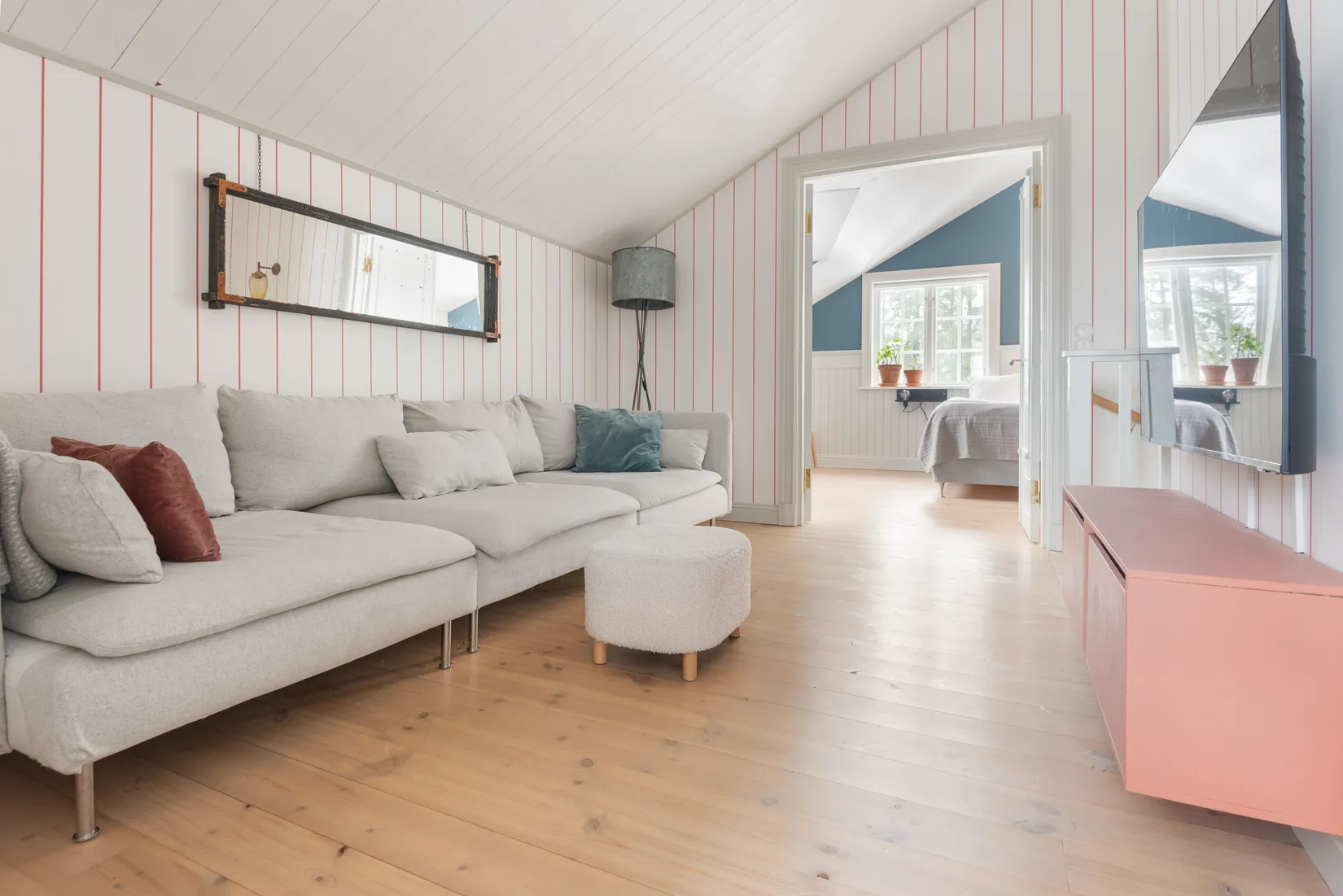 Villa, Koviksuddsvägen 18, Skeviksstrand, Värmdö