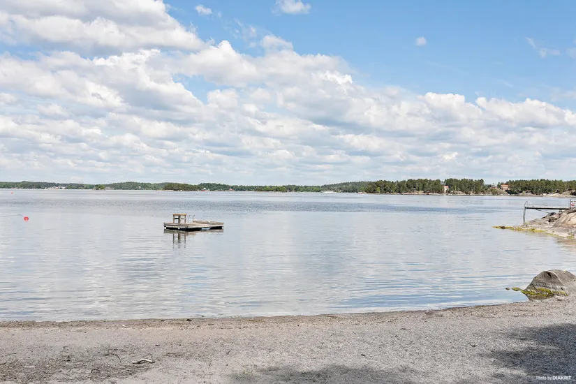 Villa, Koviksuddsvägen 18, Skeviksstrand, Värmdö