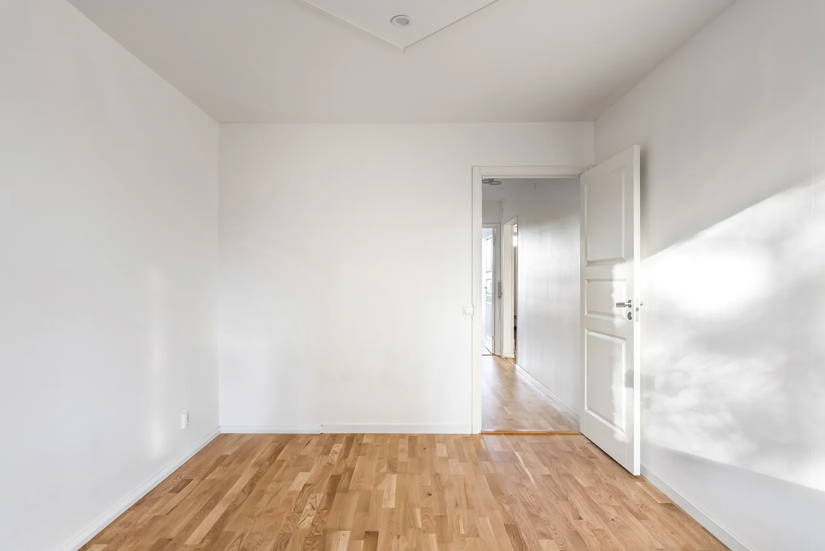 Bostadsrätt, Lomvägen 663, Sjöberg, Sollentuna