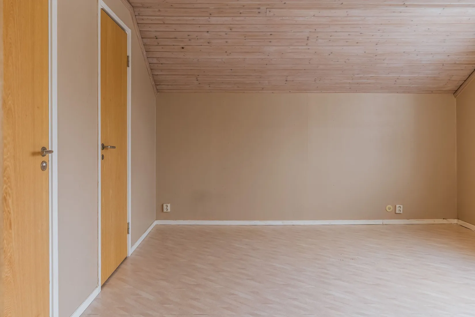 Villa, Vinkelvägen 13, Lindås, Emmaboda