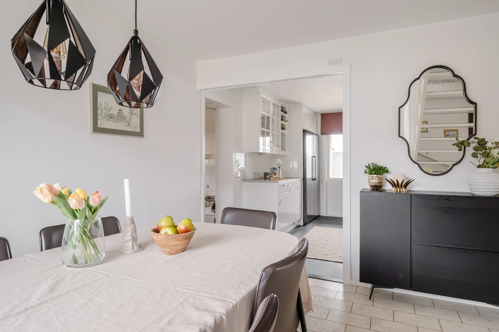 Villa, Gryningsvägen 4, Jakobsberg, Järfälla