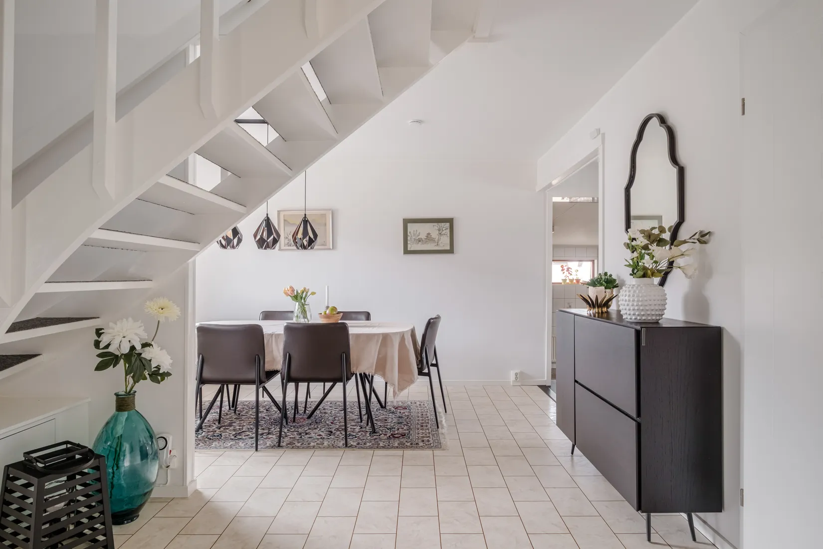 Villa, Gryningsvägen 4, Jakobsberg, Järfälla