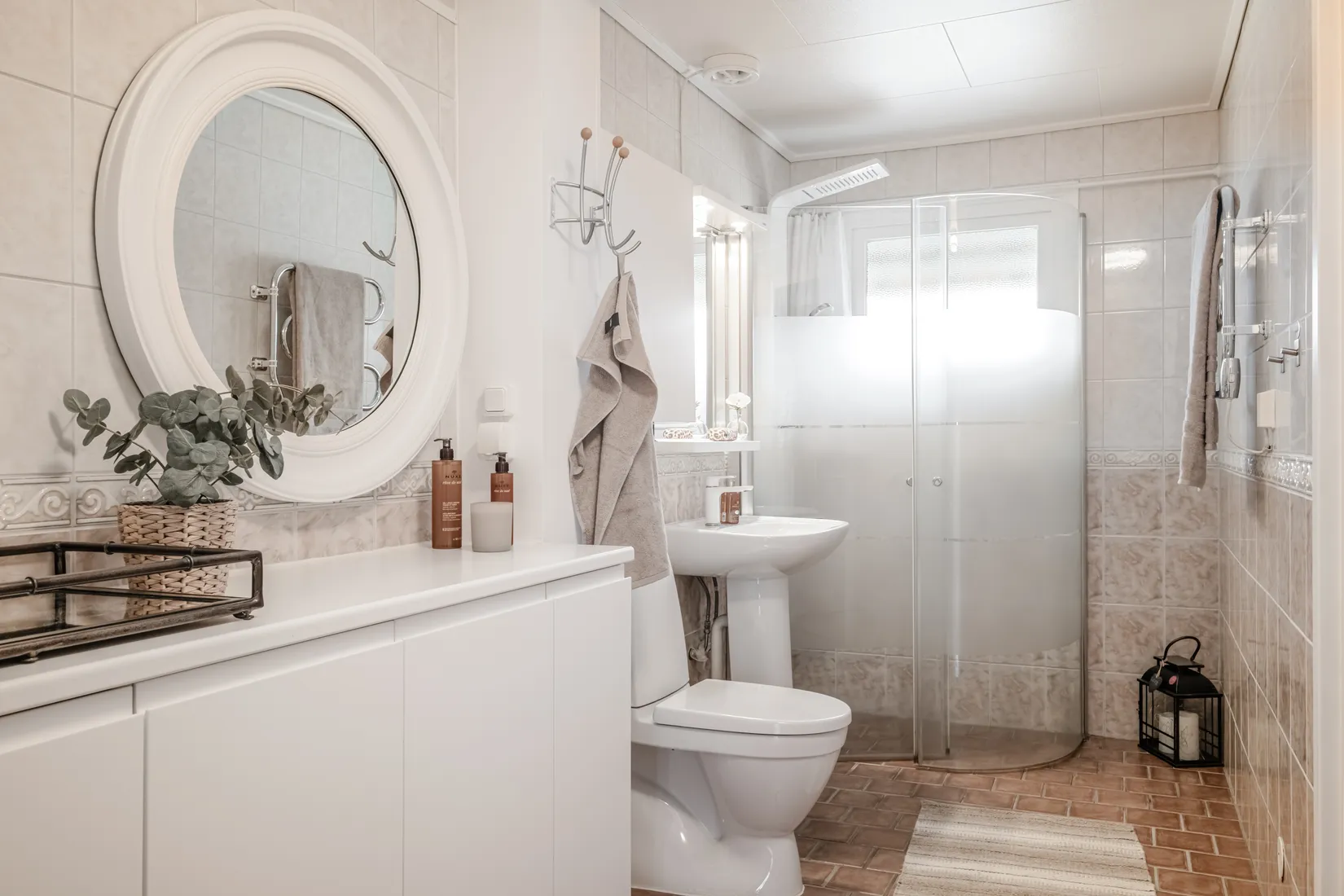 Villa, Gryningsvägen 4, Jakobsberg, Järfälla