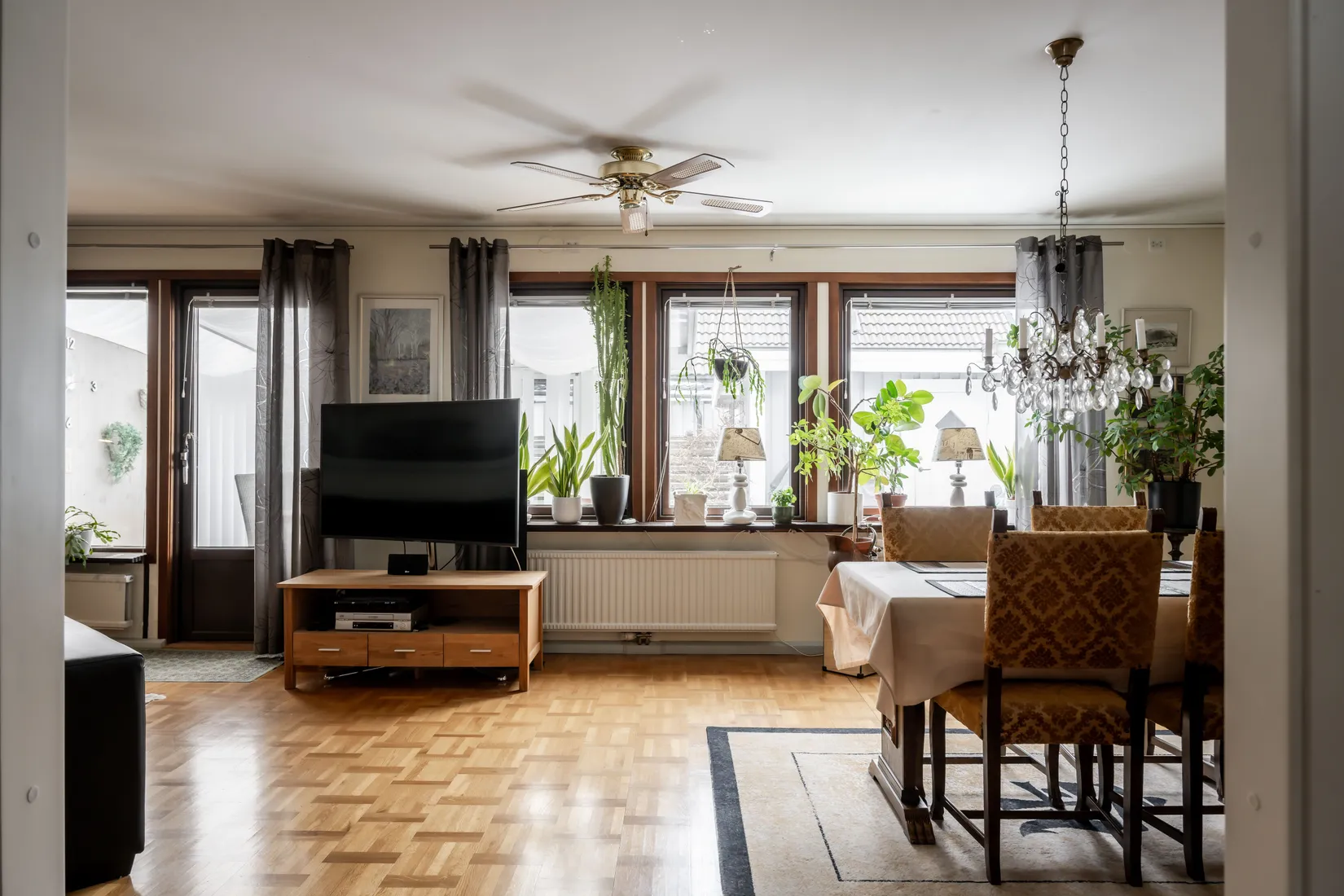 Villa, Radhus, Sparrfeltsgatan 368, Kristineberg, Borås