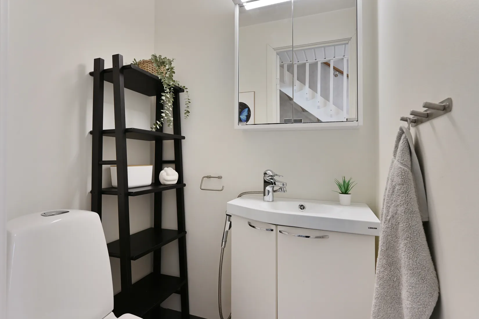 Villa, Radhus, Blåeldsvägen 120, Skälby, Järfälla