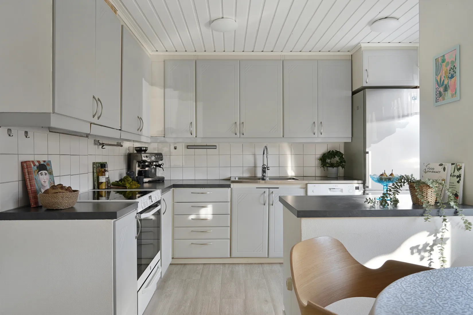 Villa, Radhus, Blåeldsvägen 120, Skälby, Järfälla