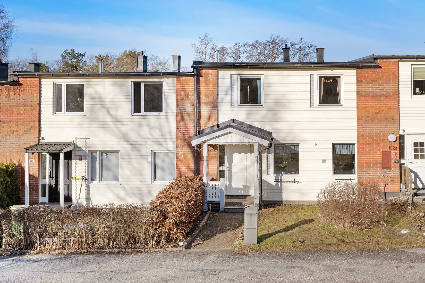 Villa, Radhus, Blåeldsvägen 120, Skälby, Järfälla