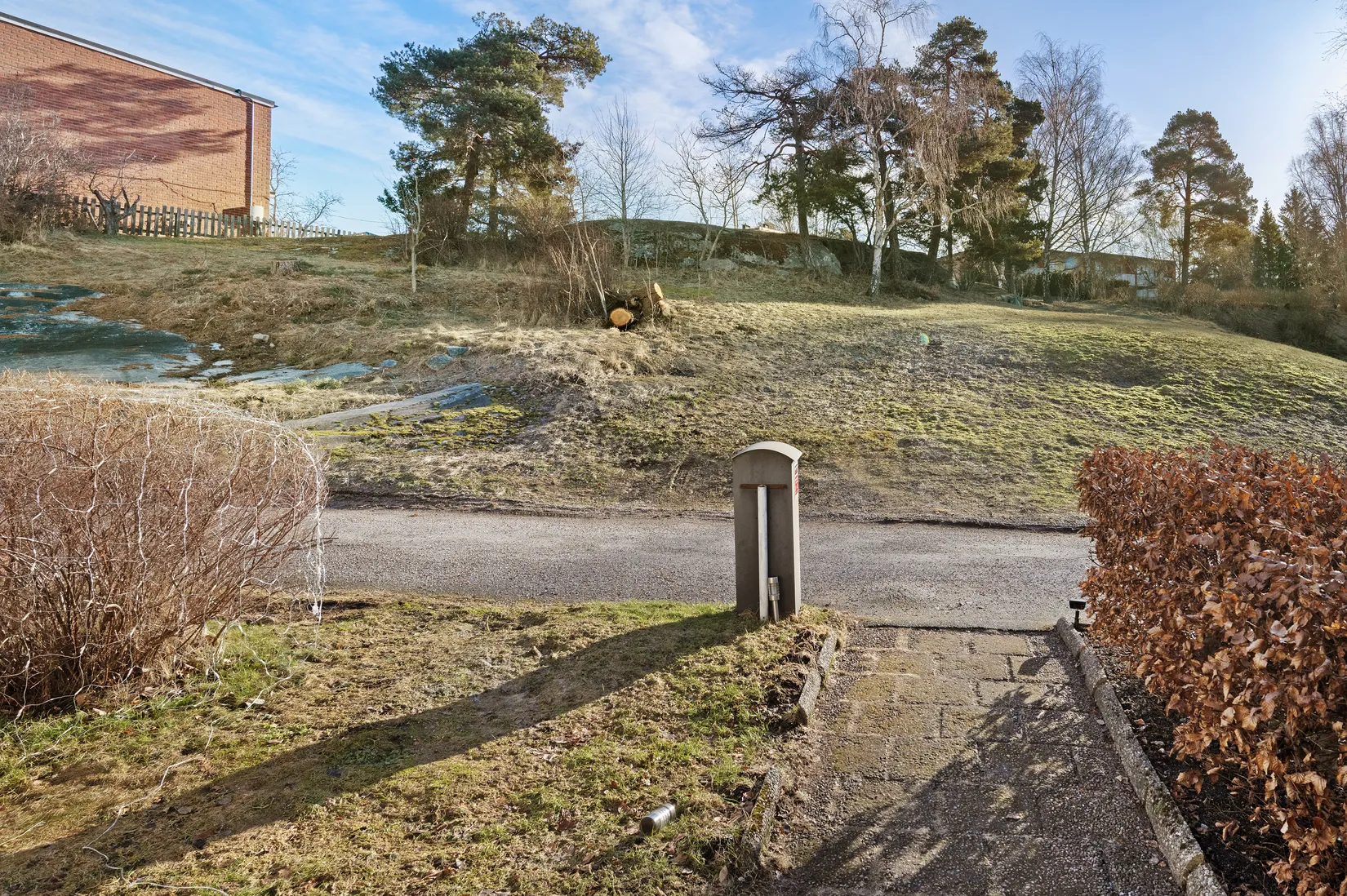 Villa, Radhus, Blåeldsvägen 120, Skälby, Järfälla