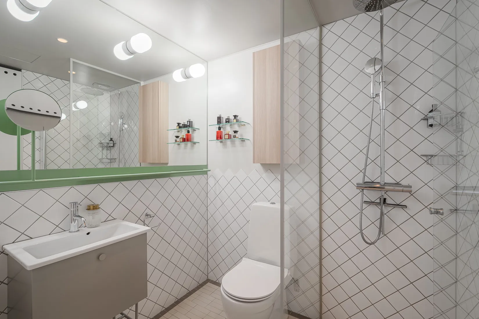 Bostadsrätt, Vintergatan 2B, 7/7 tr!, Centrala Sundbyberg, Sundbyberg