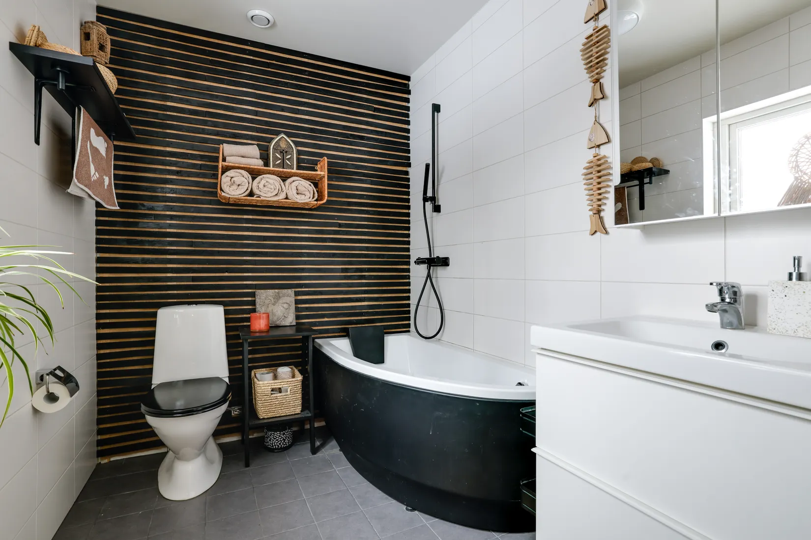 Villa, Stenblocksvägen 4, Lillkyrka, Örebro