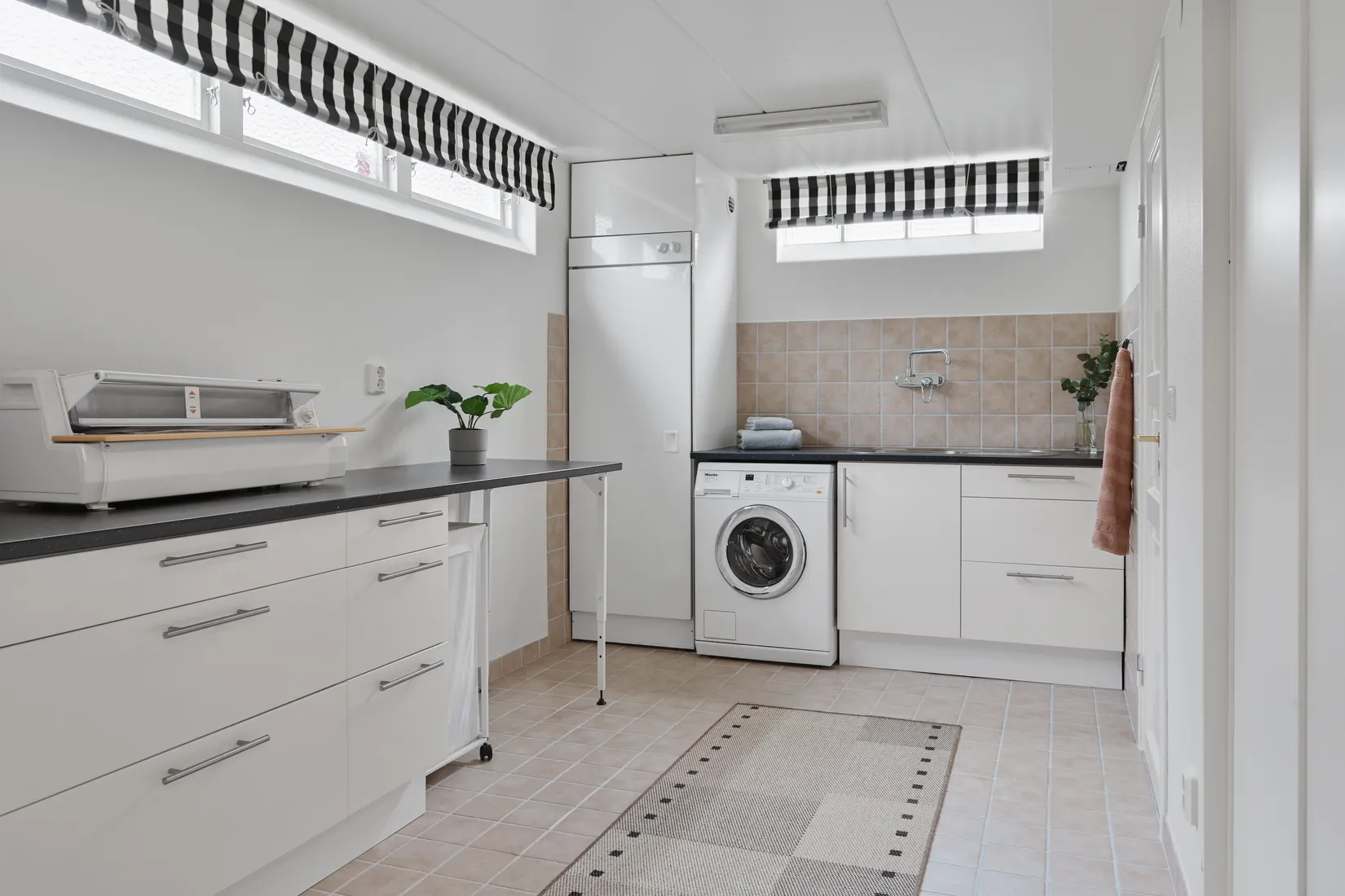 Villa, Nybodavägen 34, Västra Jakobsberg, Järfälla