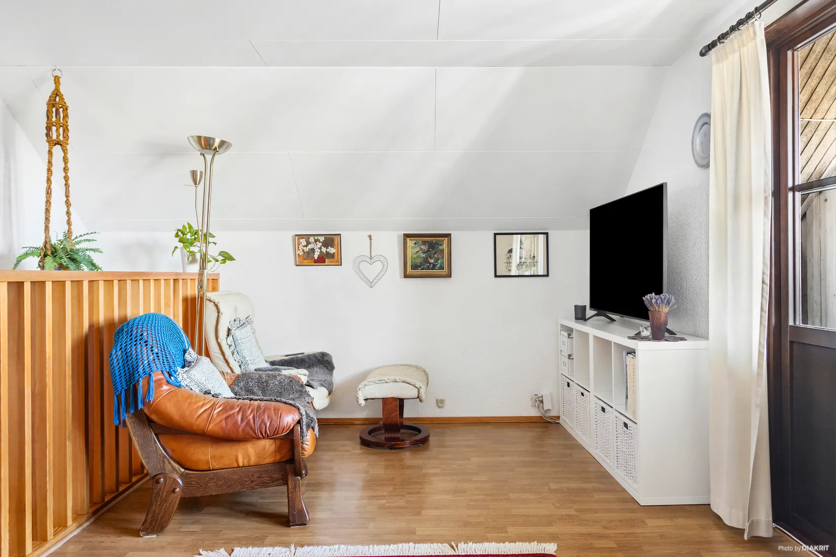 Villa, Lokes väg 3, Runnevål, Kil