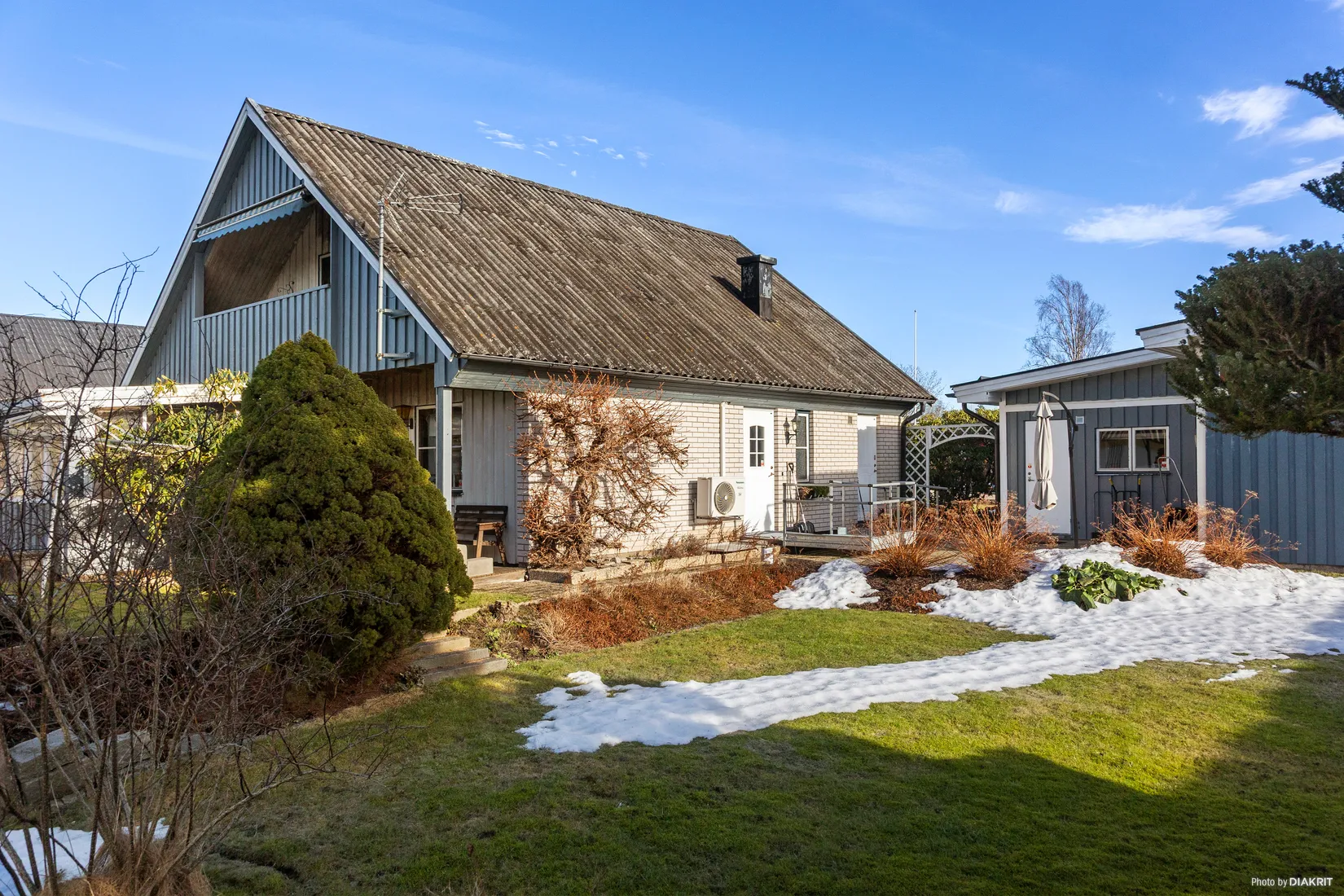 Villa, Lokes väg 3, Runnevål, Kil