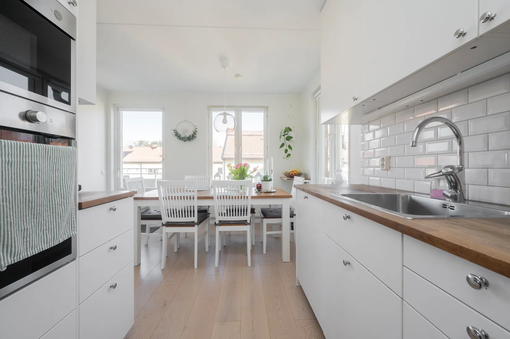 Bostadsrätt, Förrådsvägen 27, Centrala Huddinge, Huddinge