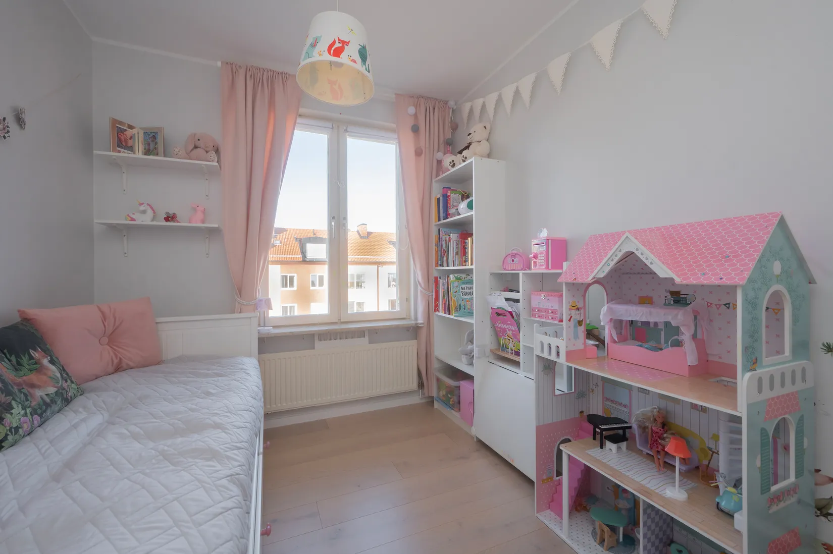 Bostadsrätt, Förrådsvägen 27, Centrala Huddinge, Huddinge