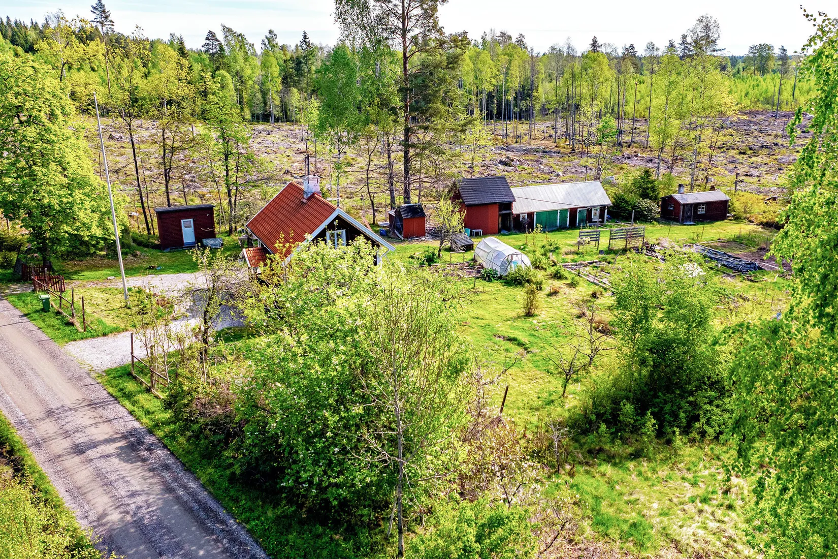 Gård/Skog, Farbrorstorp Klocktäppan 1, Lekeberg