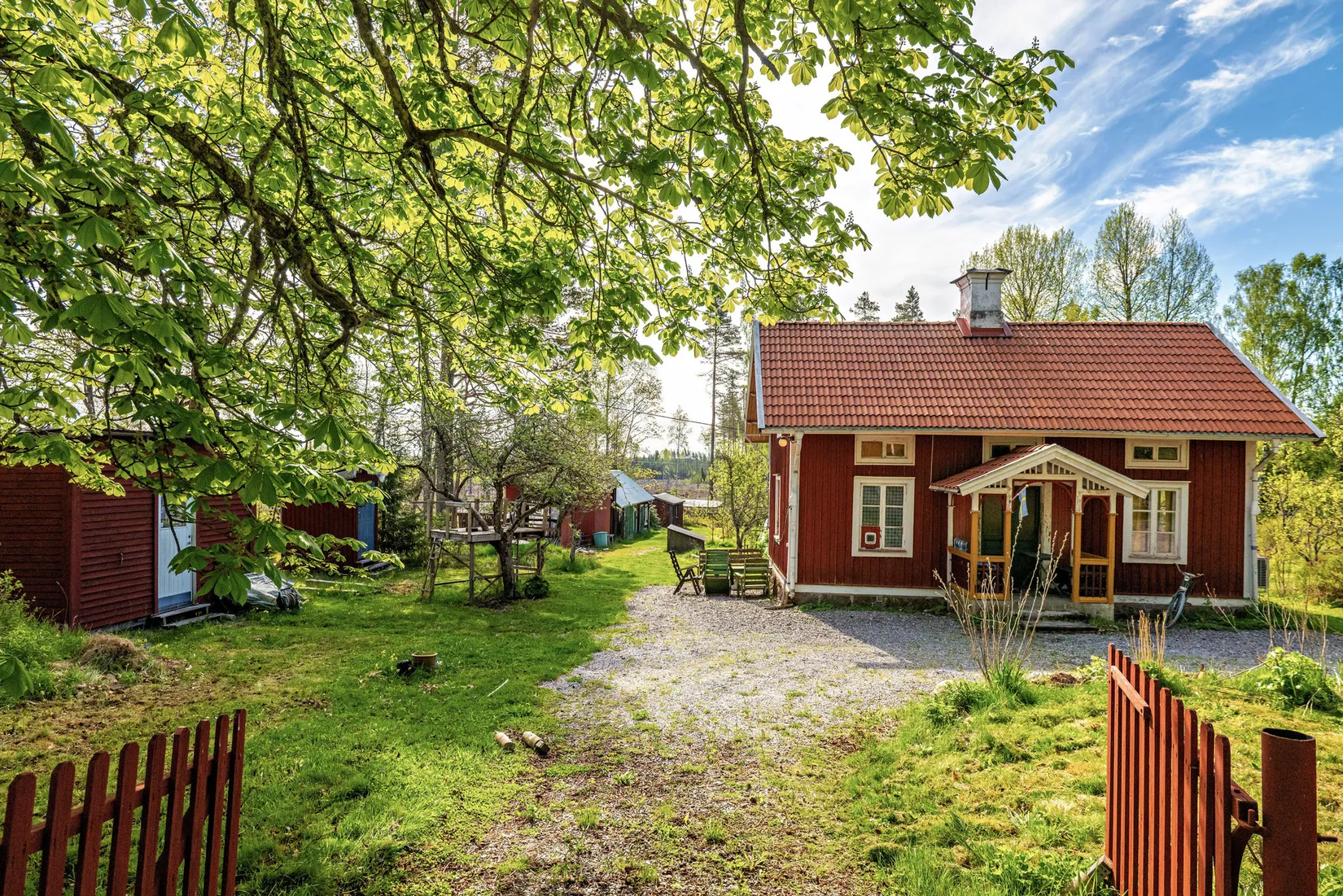 Gård/Skog, Farbrorstorp Klocktäppan 1, Lekeberg