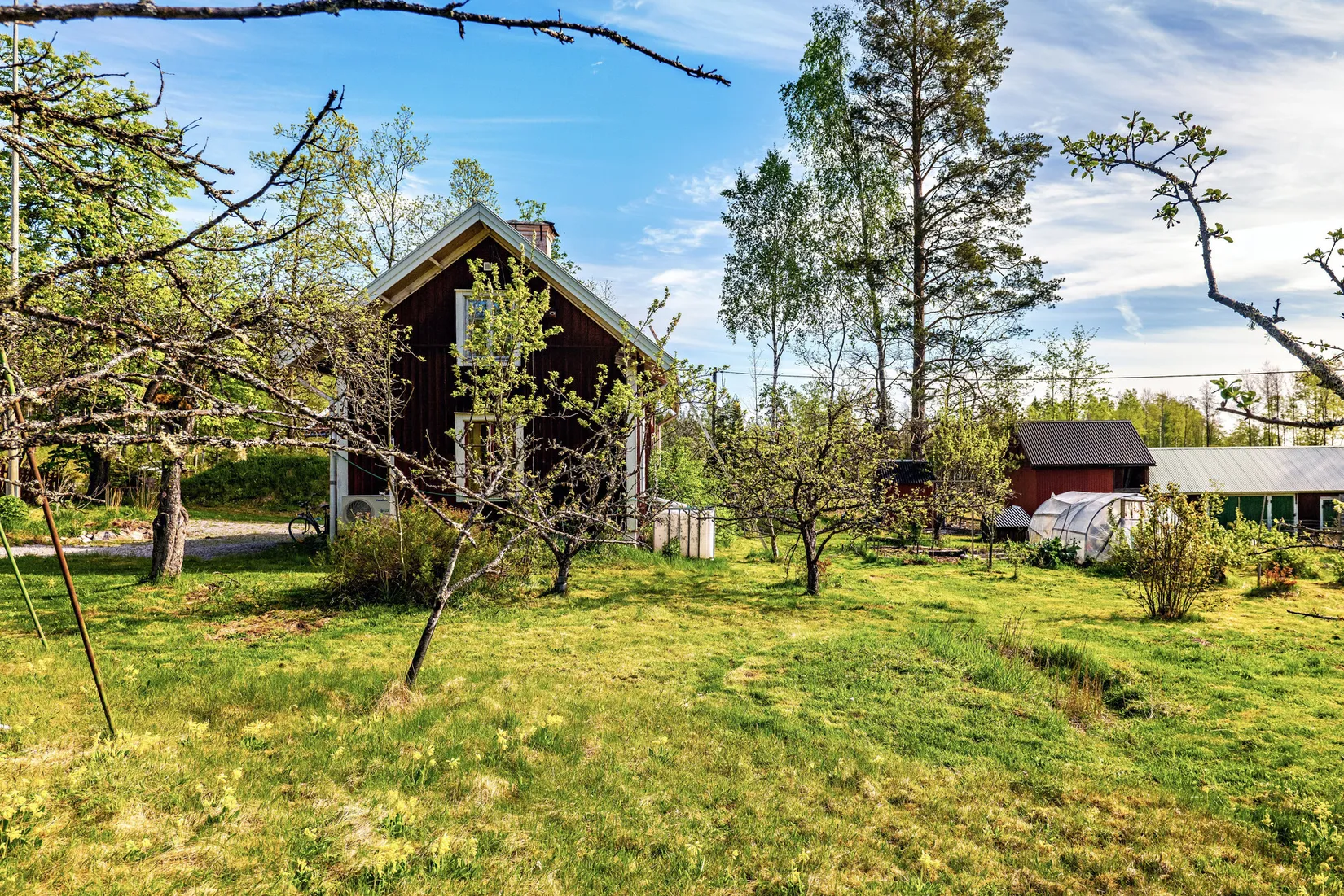 Gård/Skog, Farbrorstorp Klocktäppan 1, Lekeberg