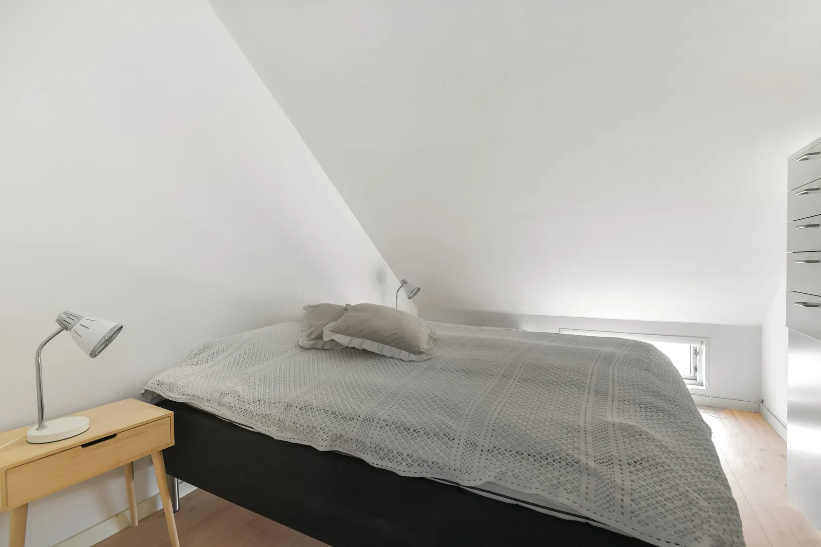 Bostadsrätt, Våradonisvägen 5E, Burgsvik samhälle, Gotland