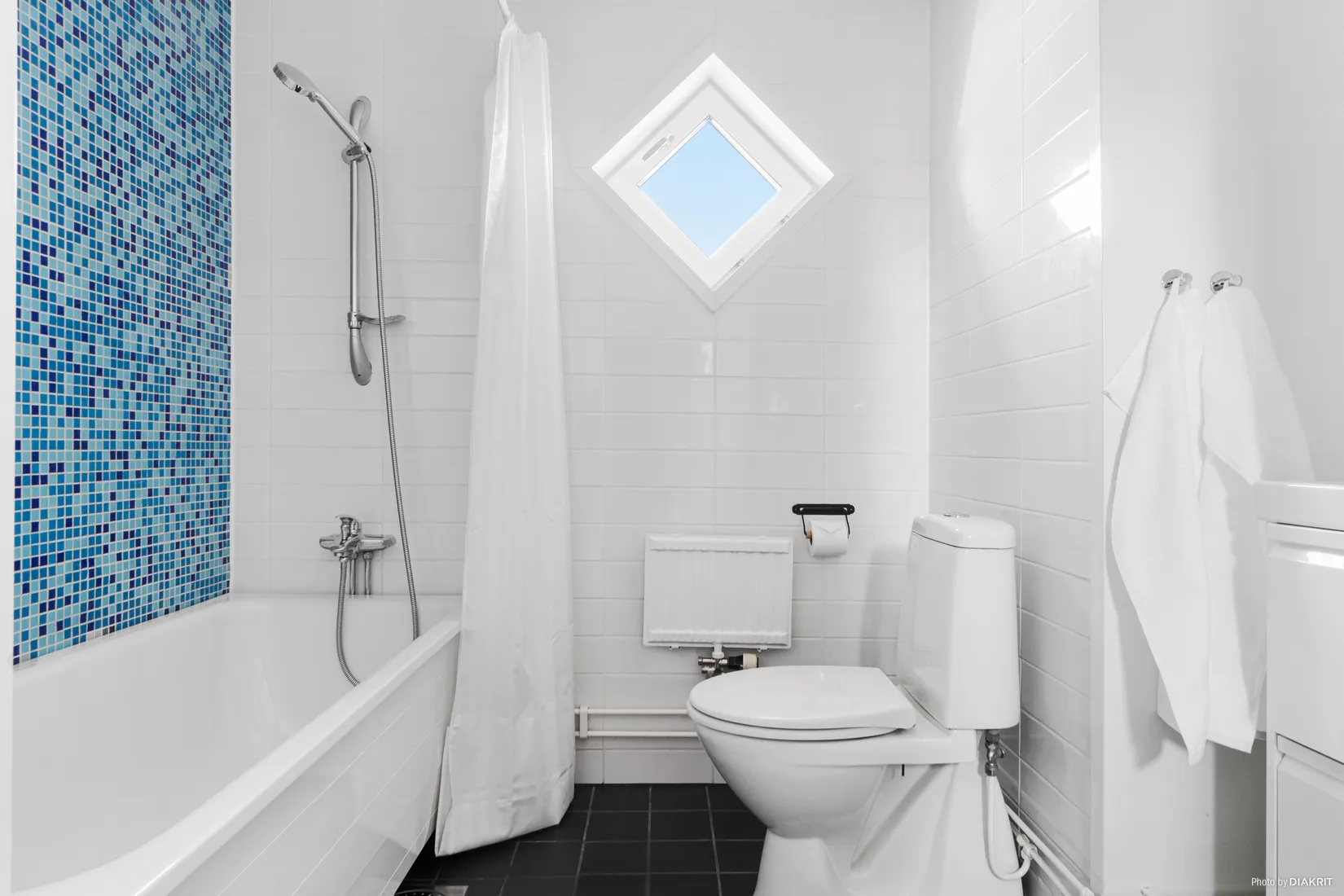 Villa, Radhus, Körsbärsstigen 40, Gustavsberg Ösby Grind, Värmdö