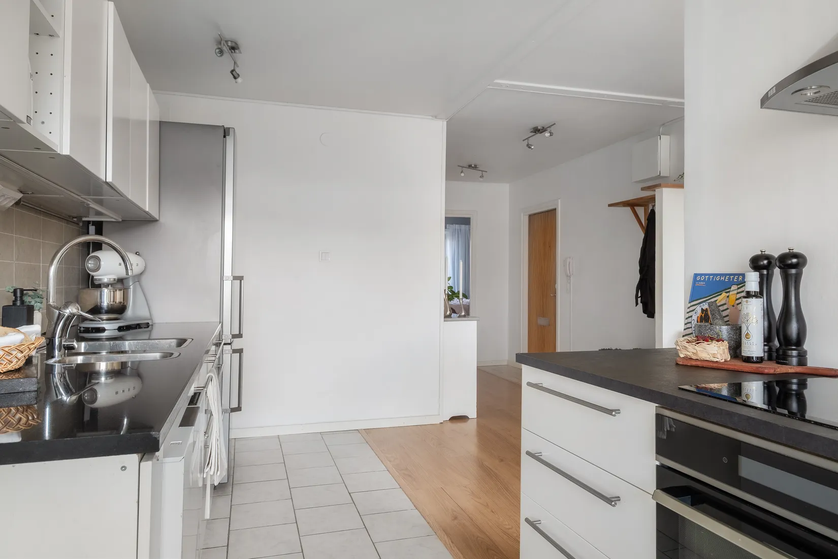 Bostadsrätt, Sankt Halvardsgatan 1, Centrum, Kungälv