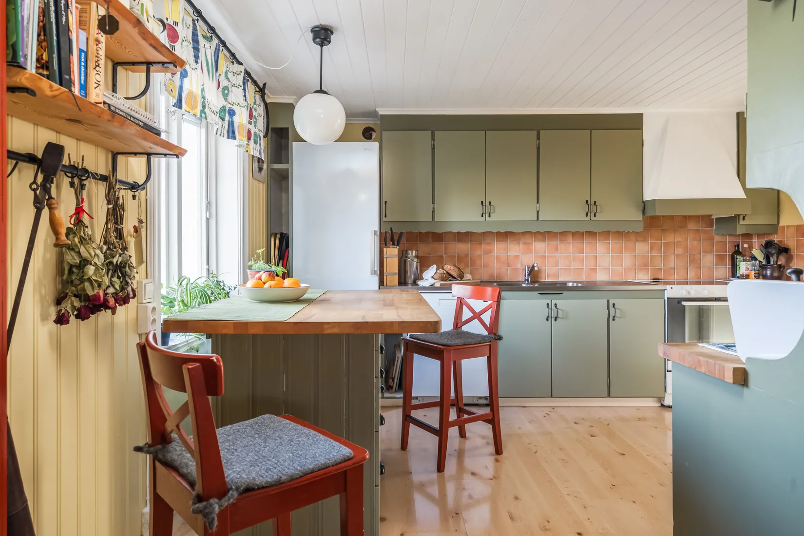 Villa, Skedevivägen 1, Hävla, Finspång