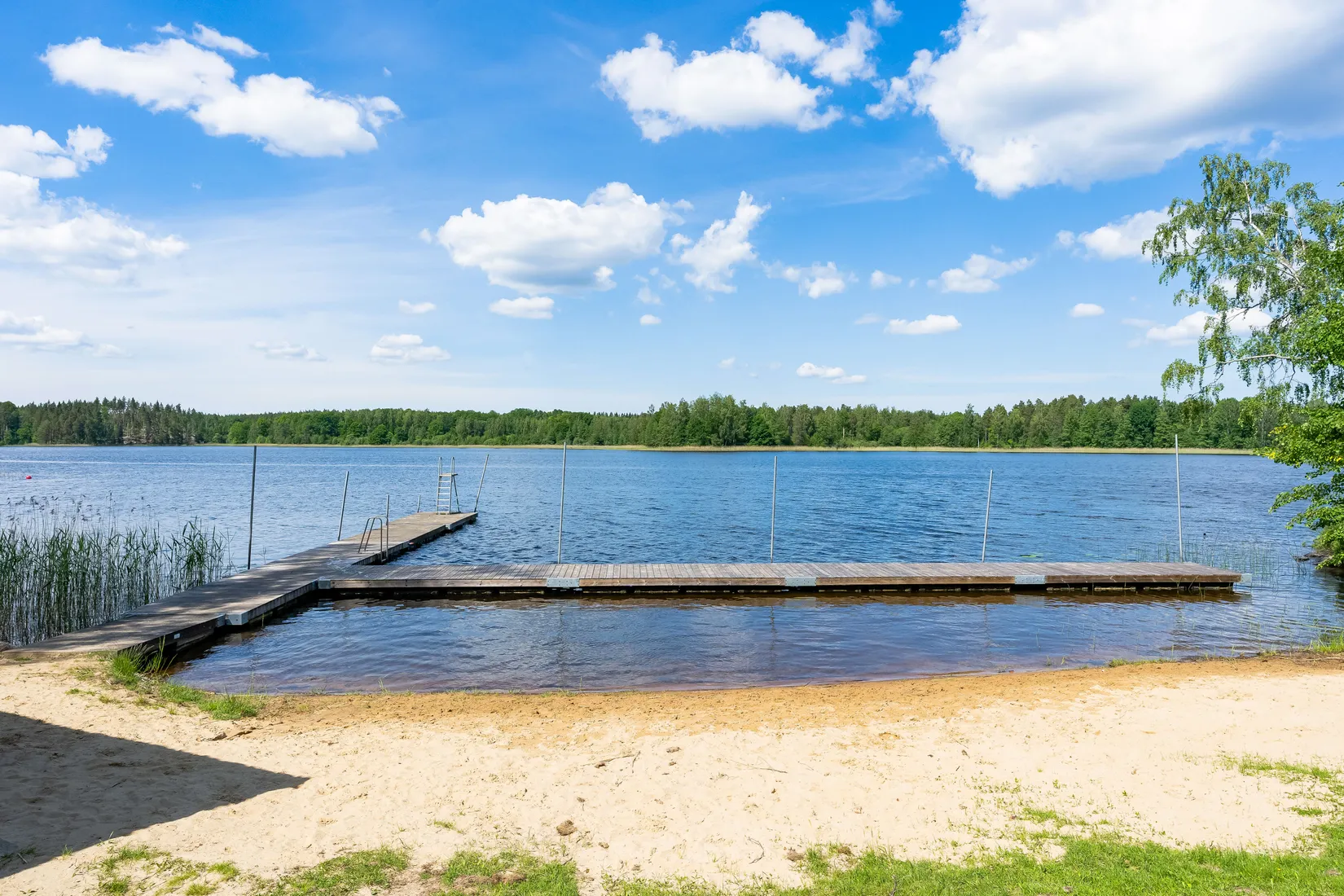 Villa, Skedevivägen 1, Hävla, Finspång