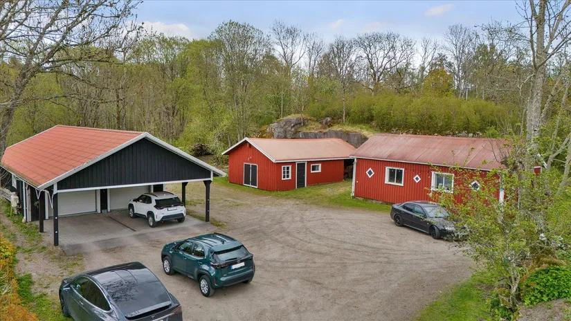 Gård/Skog, Bäve Groröd 220, Uddevalla