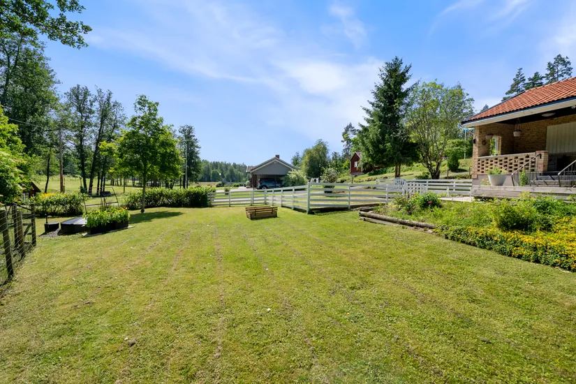 Villa, Släta 35, Himmeta, Köping