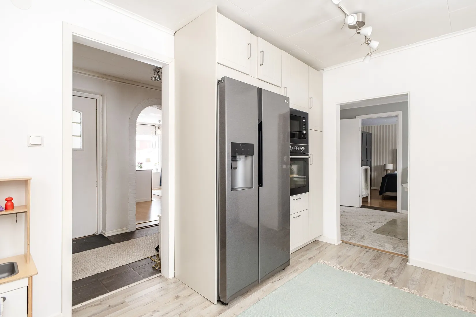Villa, Släta 35, Himmeta, Köping