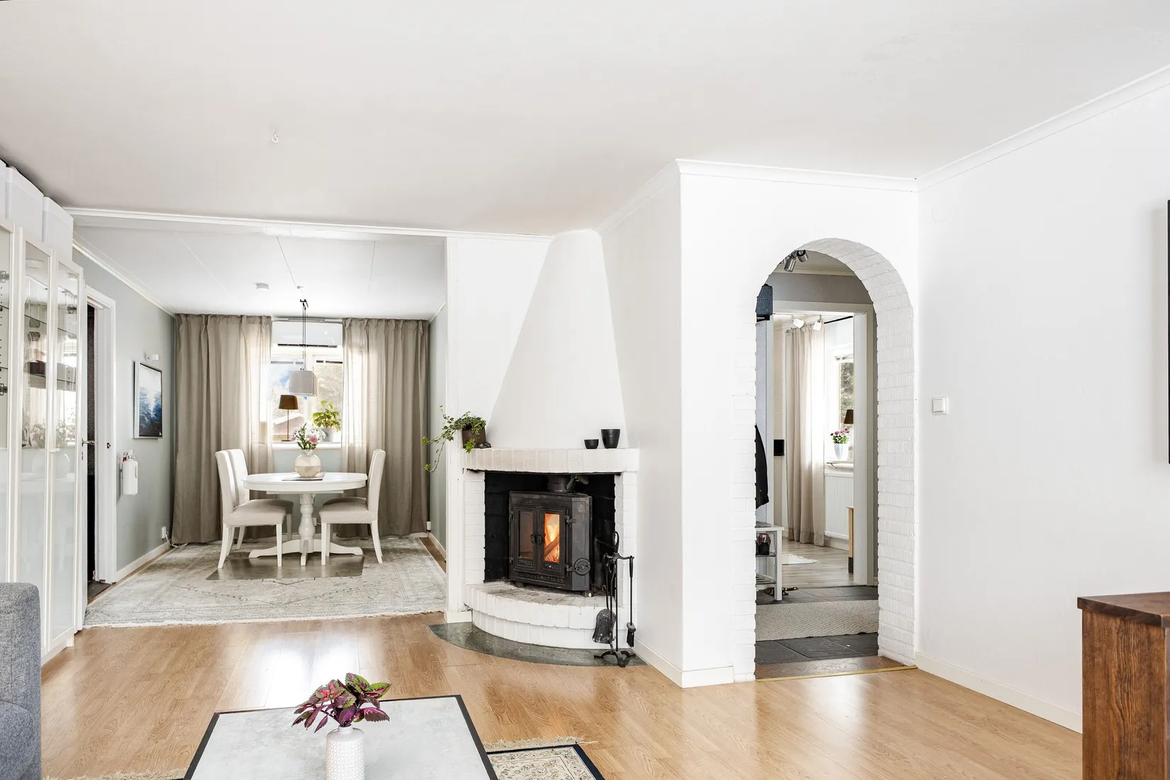 Villa, Släta 35, Himmeta, Köping