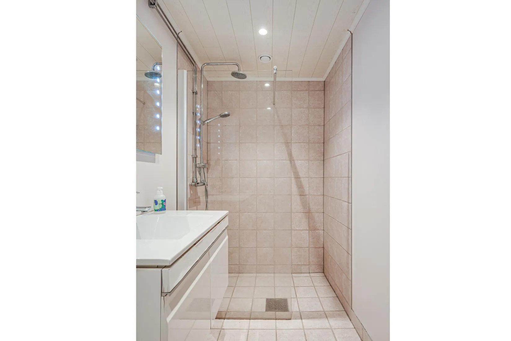 Villa, Gästgivaregatan 1, Östra Ljungby, Klippan