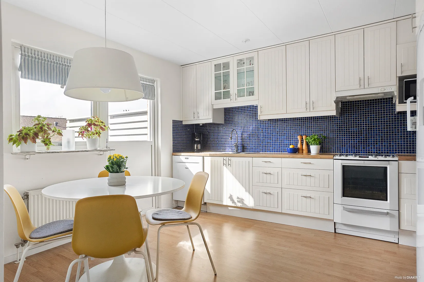 Radhus, Nevisborg 57, Nevishög / Nevisborg - Staffanstorp Centrum, Staffanstorp