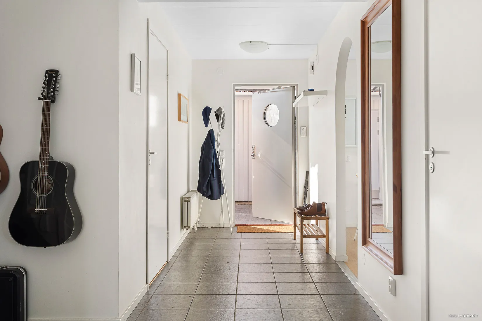 Radhus, Nevisborg 57, Nevishög / Nevisborg - Staffanstorp Centrum, Staffanstorp