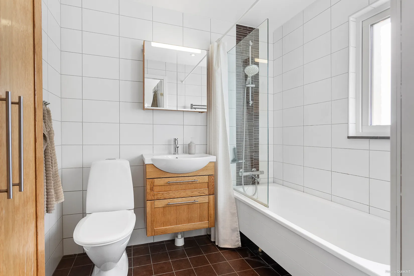 Radhus, Nevisborg 57, Nevishög / Nevisborg - Staffanstorp Centrum, Staffanstorp