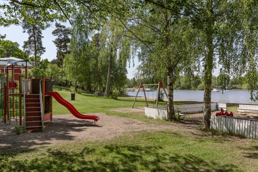 Villa, Väsbyholmsvägen 48, Mälarbaden, Eskilstuna