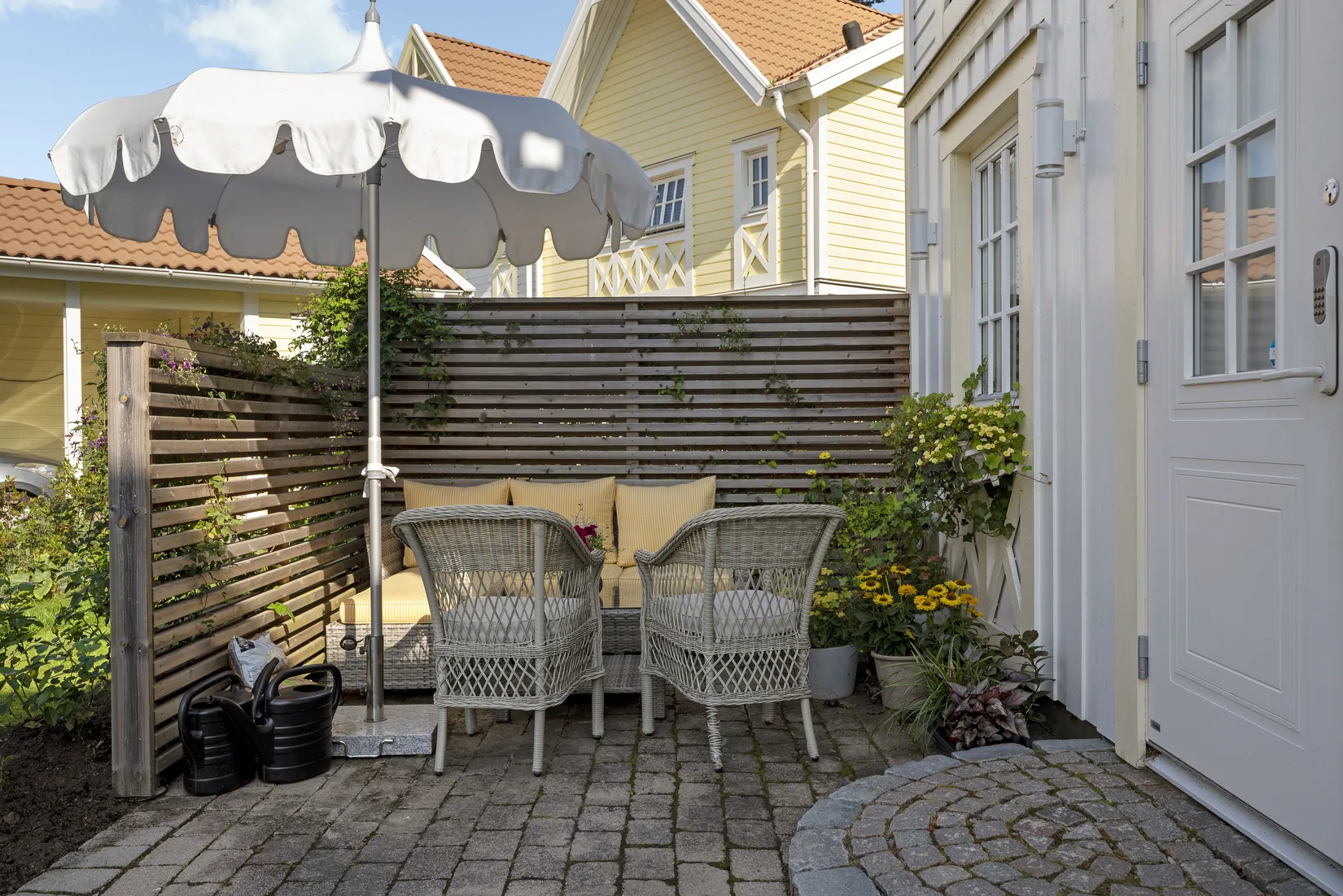 Villa, Stora Rönnens gränd 15, Gribbylund, Täby