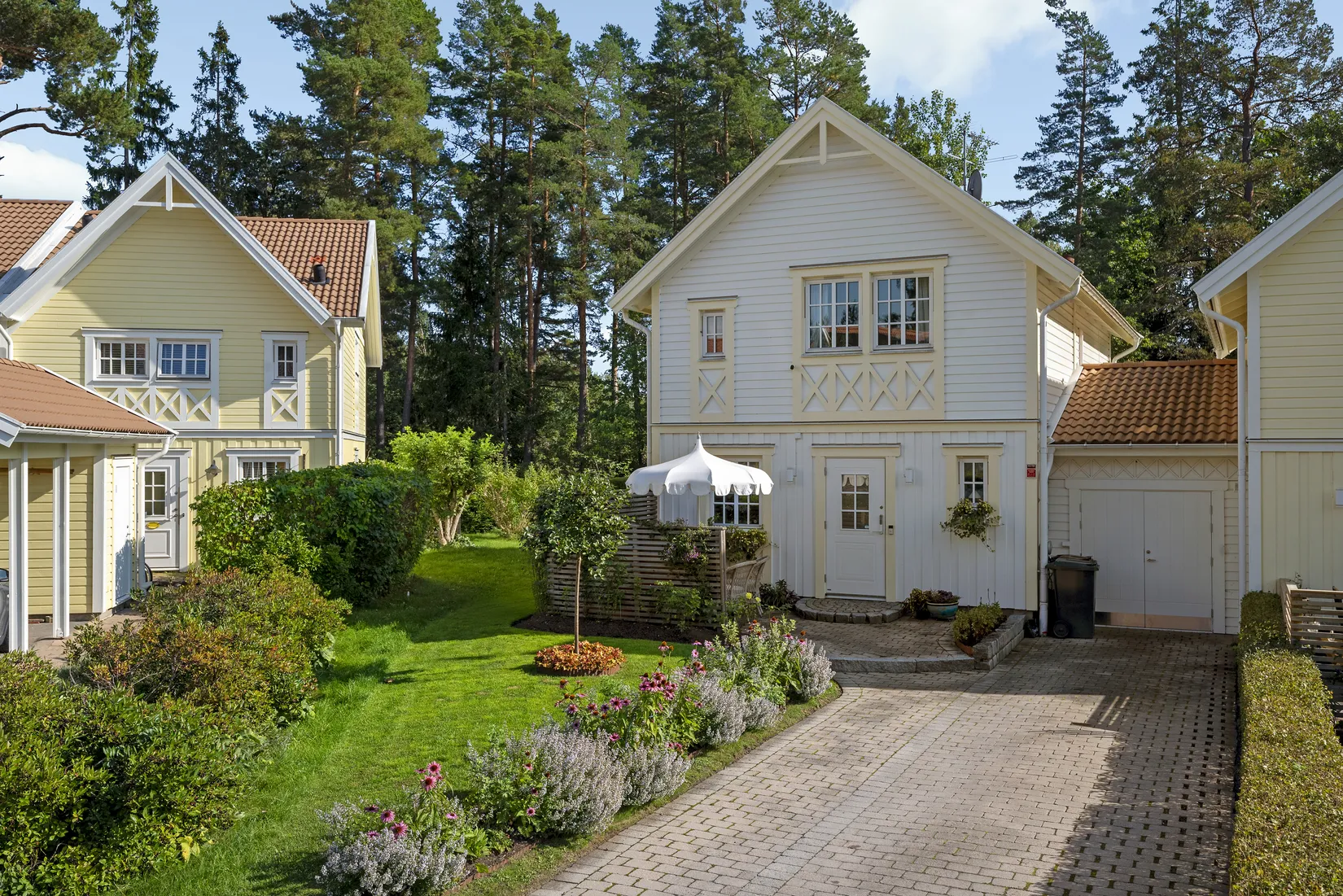 Villa, Stora Rönnens gränd 15, Gribbylund, Täby