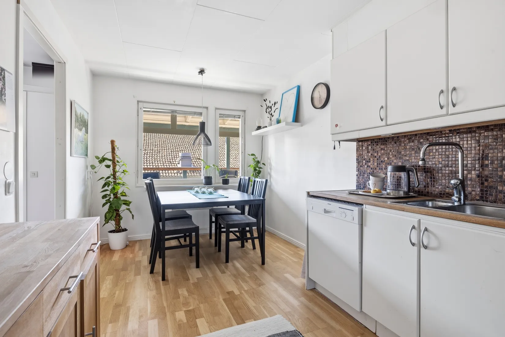 Bostadsrätt, Sommarvägen 28E, Bollstanäs/Grimstaby, Upplands Väsby