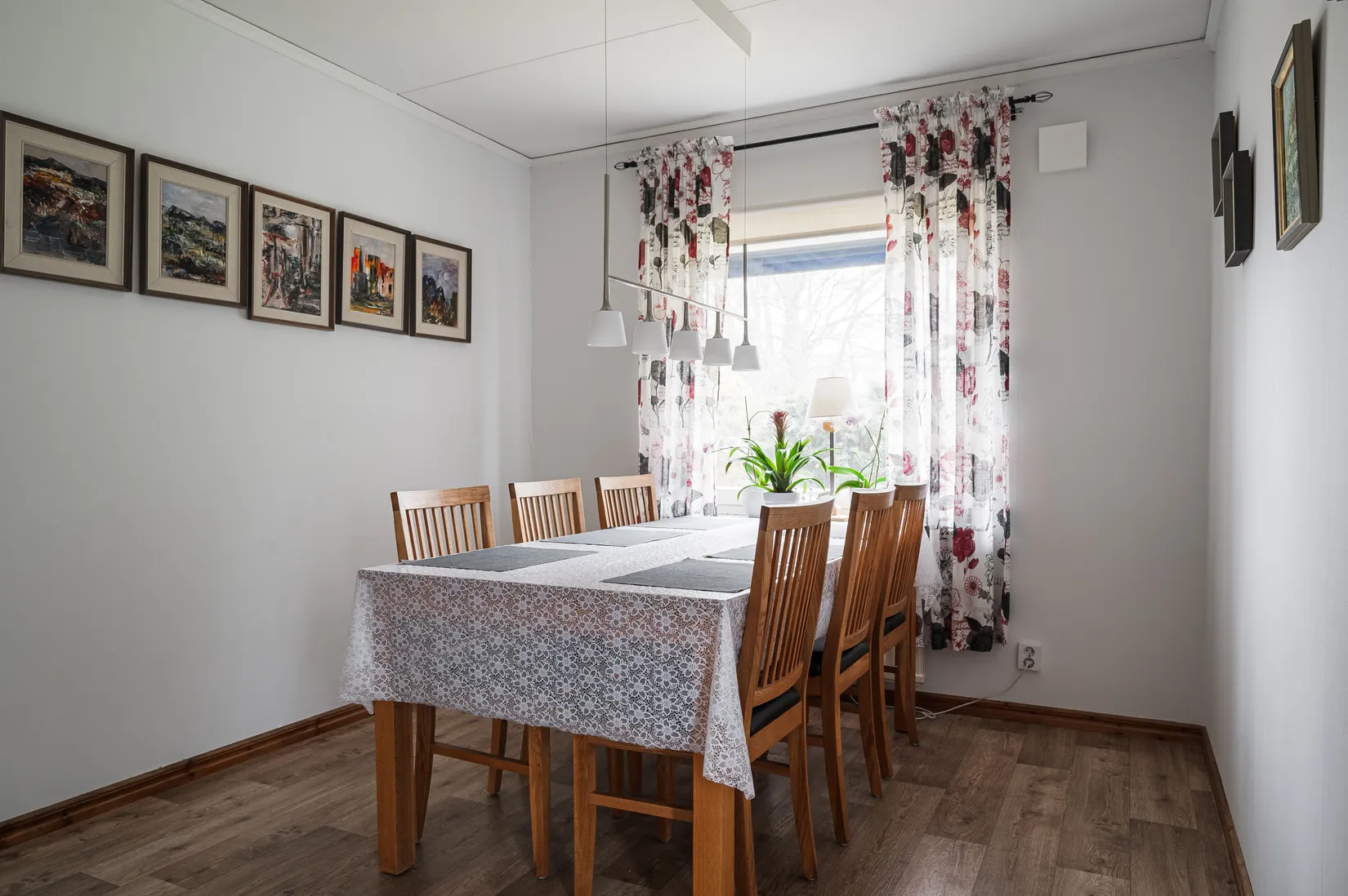 Villa, Skogsvägen 18, Dalstorp, Tranemo