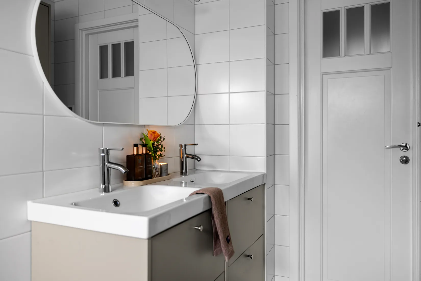 Villa, Gunbovägen 5B, Trollbäcken, Tyresö