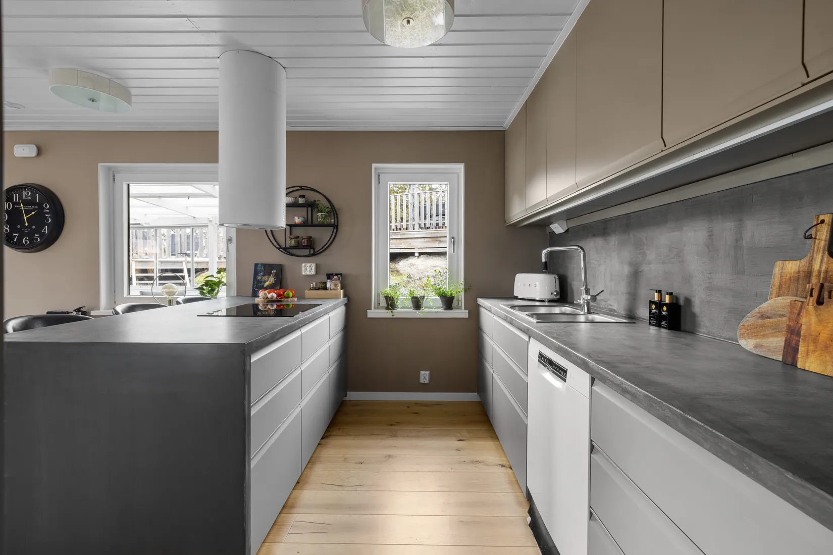 Villa, Gunbovägen 5B, Trollbäcken, Tyresö