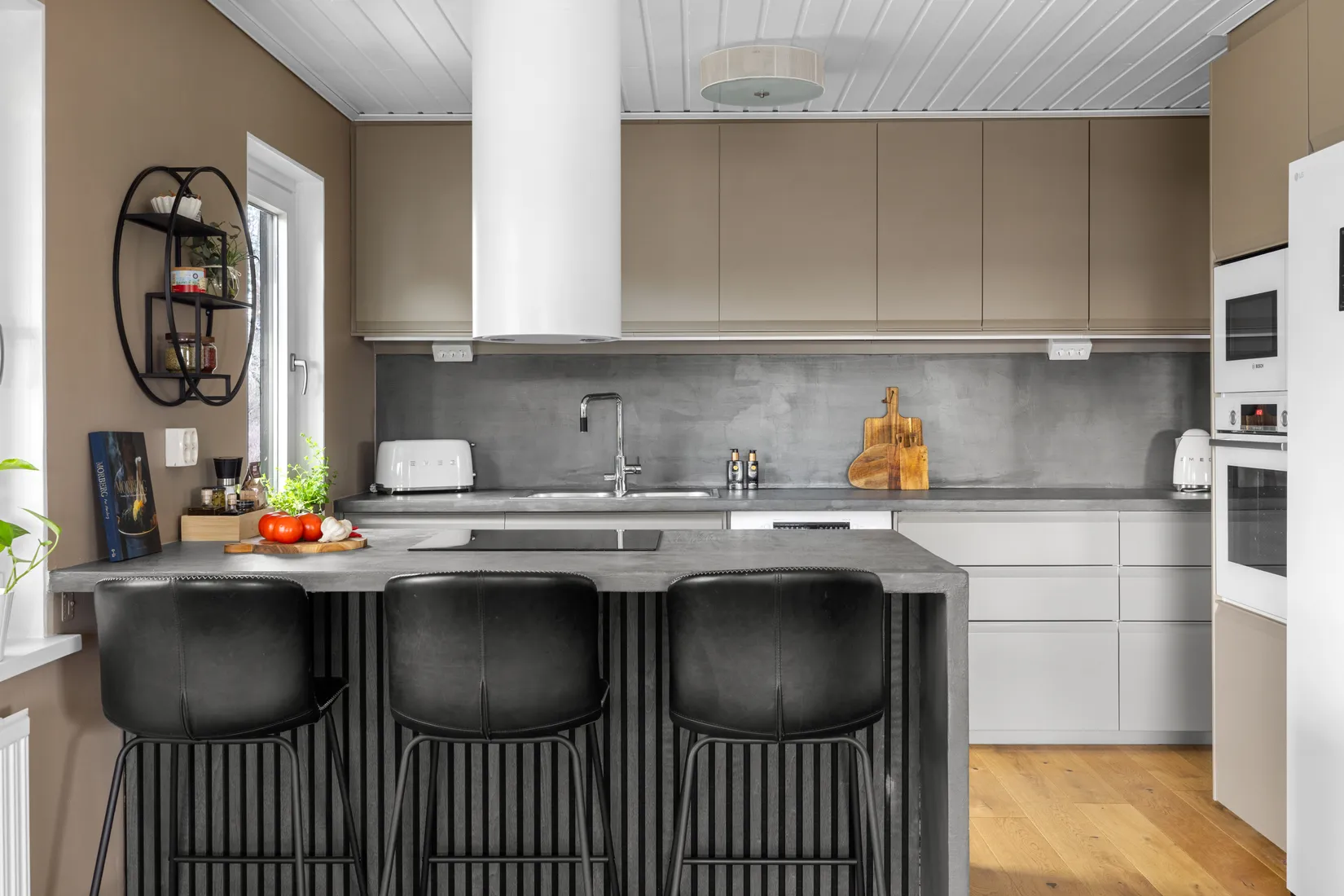 Villa, Gunbovägen 5B, Trollbäcken, Tyresö