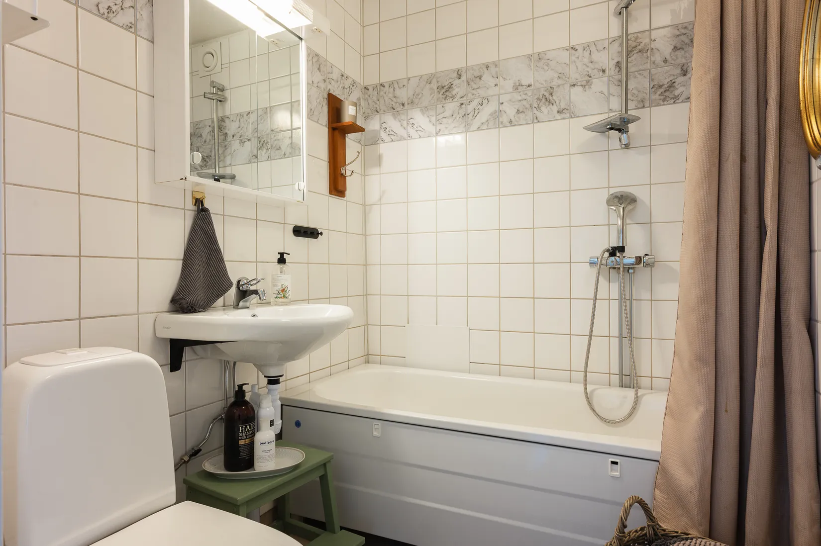 Bostadsrätt, Skolvägen 18B, Åkersberga Centralt, Österåker