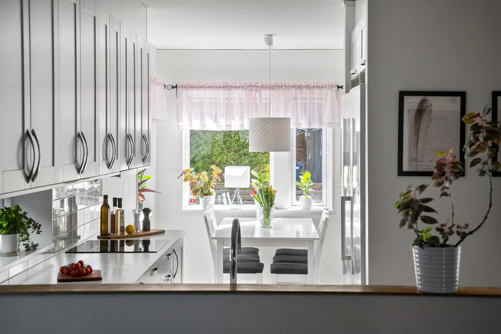 Radhus, Sandviksvägen 11 B, Norrboda, Upplands-Bro