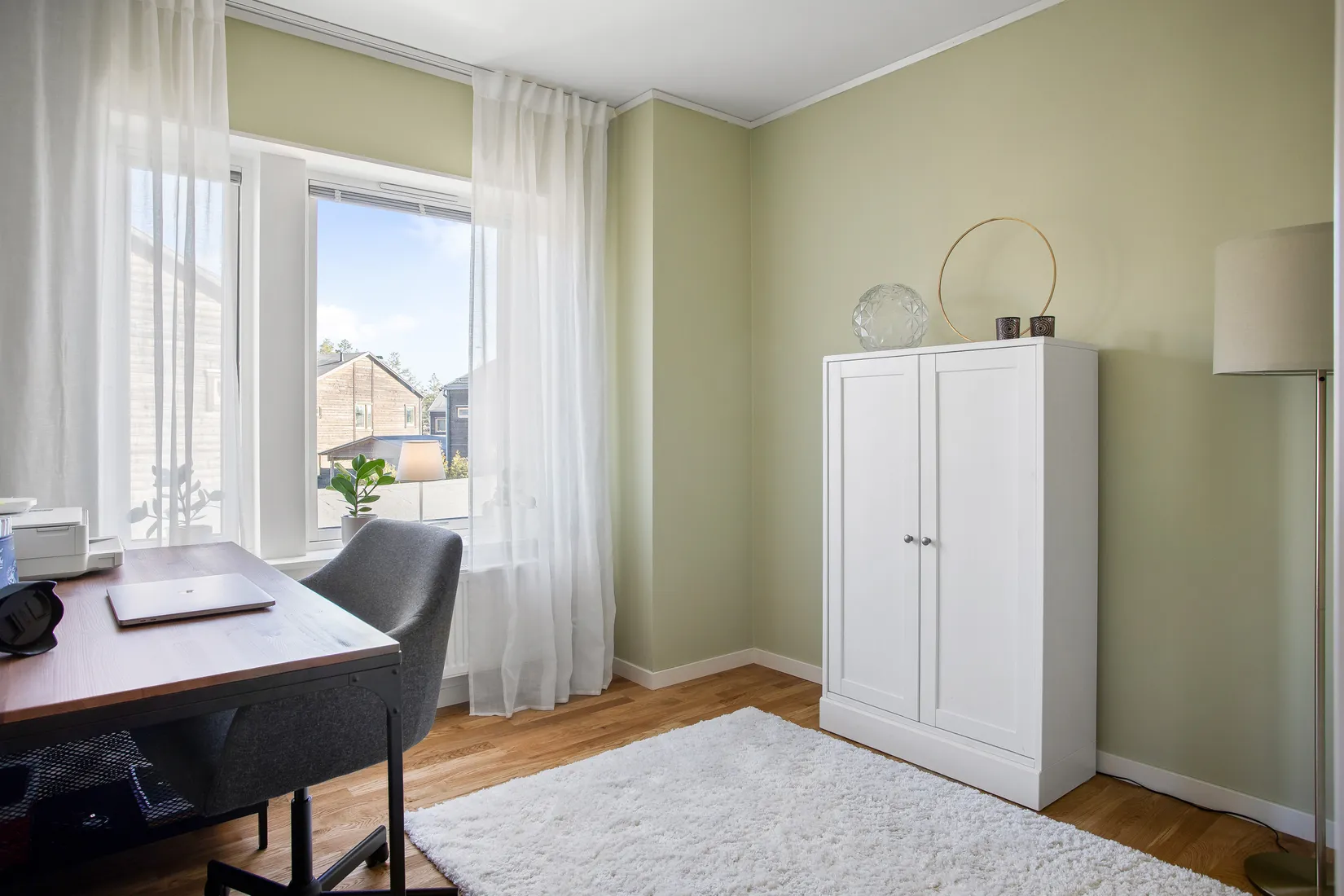 Radhus, Sandviksvägen 11 B, Norrboda, Upplands-Bro